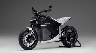 EV Fun Concept Vs EV Urban Concept: Duel Motor Listrik Honda di IIMS 2025