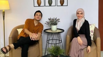 Potret Cantik Cut Syifa di Pernikahan Febby Rastanty, Datang bareng Rizky Nazar?