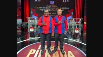 Debat Kedua Pilgub Papua Tengah, Meki Nawipa Komitmen Pemberdayaan OAP dan Pemerataan Pembangunan