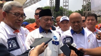 Kampanye Akbar di Bekasi, Syaikhu-Ilham Habibie Janjikan Buka 3 Juta Lapangan Kerja