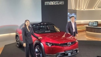 Mobil Listrik Pertama Mazda MX-30 Mengaspal di Indonesia, Tawarkan Desain Stylish Ramah Lingkungan