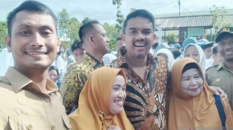 Menteri UMKM Maman Abdurahman Ajak Siswa SMA Negeri 3 Pontianak Berwirausaha Sejak Dini