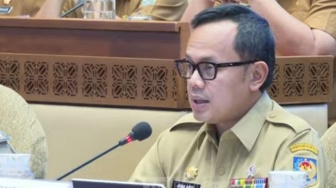 Rapat Bareng DPD, Wamendagri Bima Arya: 28 Petugas Pemilu Meninggal Dunia di Pilkada 2024
