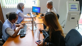Baru Sehari Dibuka, 'Lapor Mas Wapres' Gibran Terima Laporan Soal Tower PLN di Maluku, Irwannur Minta Keadilan