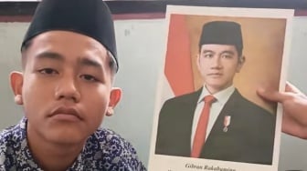 Bikin Bangga Teman Sekelas, Viral Anak SMP Punya Wajah dan Ekspresi Mirip Wapres Gibran Rakabuming Raka