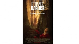 Ulasan Film Strange Darling, Thriller Nonlinear dengan Visual yang Memukau