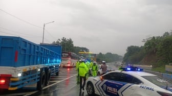 Polisi Gelar Olah TKP Kecelakaan, Jalan Tol Cipularang Ditutup Sementara Selasa Pagi