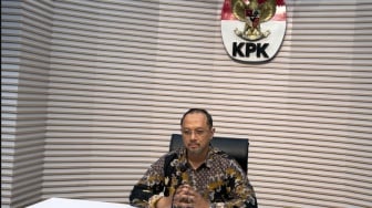 Usai Tahan Rohidin Mersyah, KPK Geledah Kantor Gubernur Bengkulu