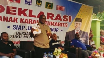 Warga Karang Tumaritis Dukung Penuh Pasangan Meki Nawipa-Deinas Geley