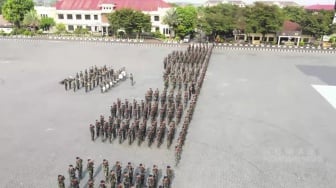 Perbedaan Brimob dan Polisi