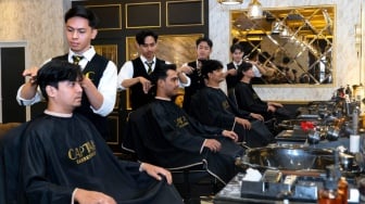 5 Rekomendasi Barbershop di Surabaya untuk Tampil Ganteng dan Stylish