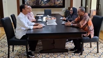 Mengaku Rindu, Zulkifli Hasan Ungkap Mengundang Jokowi dan Iriana di Pernikahan Putrinya