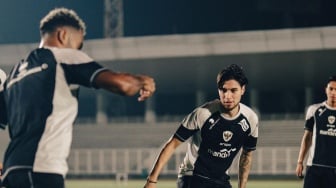 Siapa Sosok 'Pengawal' Kevin Diks saat Latihan Timnas Indonesia? Dikirim Langsung dari Denmark!