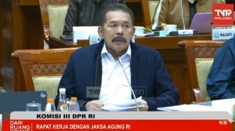 Dicecar Legislator DPR, Jaksa Agung Tegaskan Tak Ada Politisasi di Kasus Tom Lembong