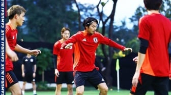 Latihan Timnas Jepang Dihiasi Canda Tawa, Remehkan Timnas Indonesia?