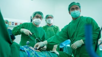 Mengatasi Kanker Rektum Tanpa Kehilangan Fungsi Anus melalui Operasi Intersphincteric Resection