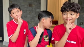 Gaya Rafathar and The Genk Mau Nonton Timnas Disorot: Anak-Anak Orang Kaya