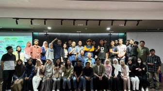 Local Media Community 2024 Roadshow Class Purwokerto: Trik Manfaatkan AI Untuk Sumber Pendapatan Baru