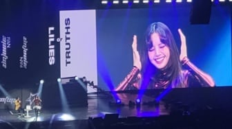 Fan Meetup di Jakarta, Lisa BLACKPINK Sudah Coba Deretan Makanan Ini: Paling Suka Sama Kerupuk!