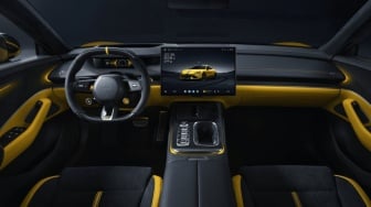 Xiaomi Pamer Pencapaian Mobil Listrik di MWC 2025, Pendapatan Tembus Rp 20 Triliun!