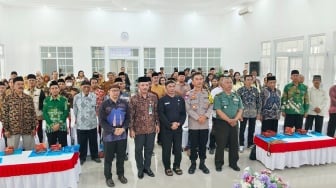 Kesbangpol dan PD IPARI Karanganyar Gelar Pembinaan Kerukunan Umat Beragama untuk Meningkatkan Toleransi dan Harmoni