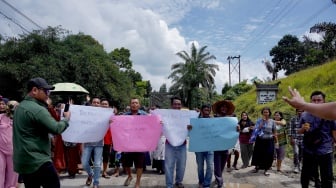 Bobby Nasution Dicegat Warga saat Melintas di Simalungun, Ada Apa?