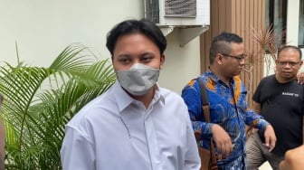 Tetap Tutup Mulut, Rizky Febian Enggan Ungkap Alasan Belum Nikah Resmi