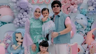 Netizen Yakin Semuanya Mewah, Inikah Isi Souvenir Ulang Tahun Azura Anak Atta dan Aurel?