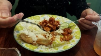 Warung Ayam Mekik, Destinasi Kuliner Klasik di Kota Jambi