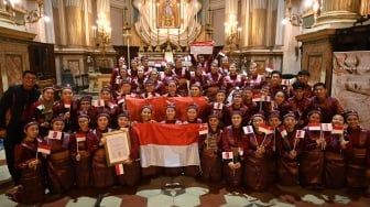 Harumkan Indonesia! The Saint Angela Choir Bandung Juara Dunia World Choral Championship 2024