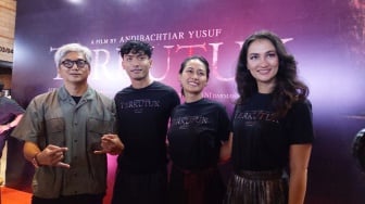 Dibintangi Atiqah Hasiholan, Film Terkutuk Bakal Tayang di 5 Negara