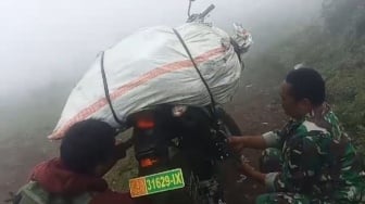 Kunjungan Wisatawan ke Gunung Rinjani Tinggi, Sampah Capai 31 Ton di Jalur Pendakian