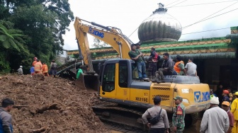 Gerak Cepat, Kemensos Bantu Pencarian Korban Longsor Karo