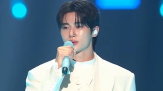 Byeon Woo Seok Nyanyikan Sudden Shower di MAMA 2024, Ryu Sun Jae Jadi Nyata