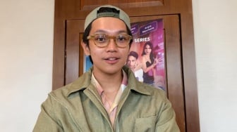 Diajari Kendarai Motor Gede oleh Haico Van der Veken, Brandon Salim: Gila Dia Jago Banget