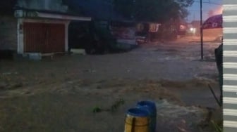 Malang Selatan Diterjang Banjir, Puluhan Rumah Terendam