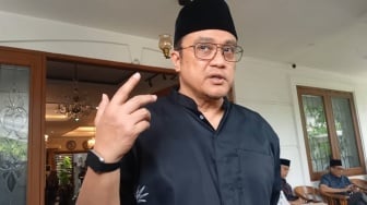 Momen Dede Yusuf Santap Steak Mahal di Inggris Jadi Sorotan Publik