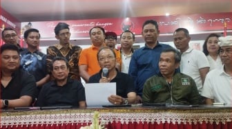 Jawaban Koster Atas Ucapan Selamat De Gadjah : Terima Kasih Sahabat Baik Saya