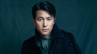 Jung Woo-sung Angkat Suara Bahas Anak di Blue Dragon Film Awards 2024