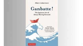 Ulasan Buku Ganbatte!: Seni untuk Tetap Bergerak Maju Ala Jepang