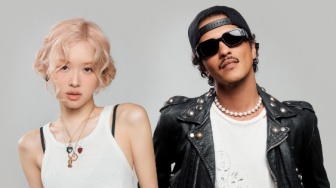 Rose BLACKPINK Ungkap Alasan Mencium Bruno Mars di Video Musik APT