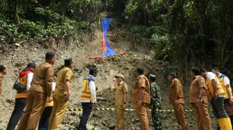 Lolos dari Maut, Buruh Bangunan Selamat dari Longsor di Bogor