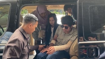 Hasil Pertemuan dengan Farhat Abbas cs, Mensos Minta Donasi Dikembalikan ke Agus Salim