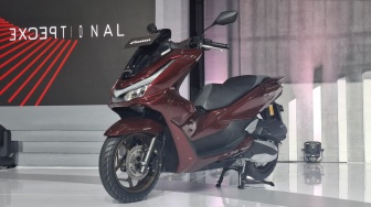 Jadi Tipe Termahal, Apa yang Menjadi Pembeda New Honda PCX160 RoadSync ?