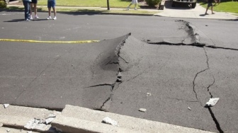 Penampakan Gempa di California, Aspal Jalan Terbelah Hingga Gubernur Nyatakan Keadaan Darurat