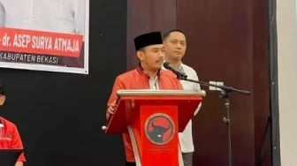 Pilkada Kabupaten Bekasi: Ade Kunang-Asep Surya Menang 45,68 Persen Suara