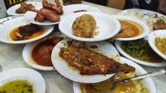 Restoran AC Andoenk, Sajian Masakan Padang Berkelas di Kota Jambi