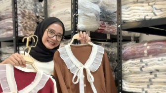 Berdayakan Ibu Rumah Tangga, Jenama Fashion Ini Ajak Perempuan Lebih Mandiri