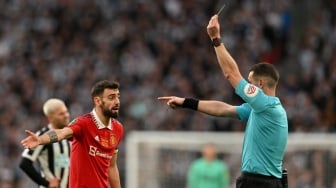 Wasit MU vs Newcastle Diduga Nyabu, Kini Dipecat Liga Inggris