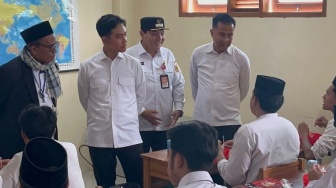 Gibran Belajar Mitigasi Bencana di Bogor, Harga 'Ceban' Jadi Sorotan